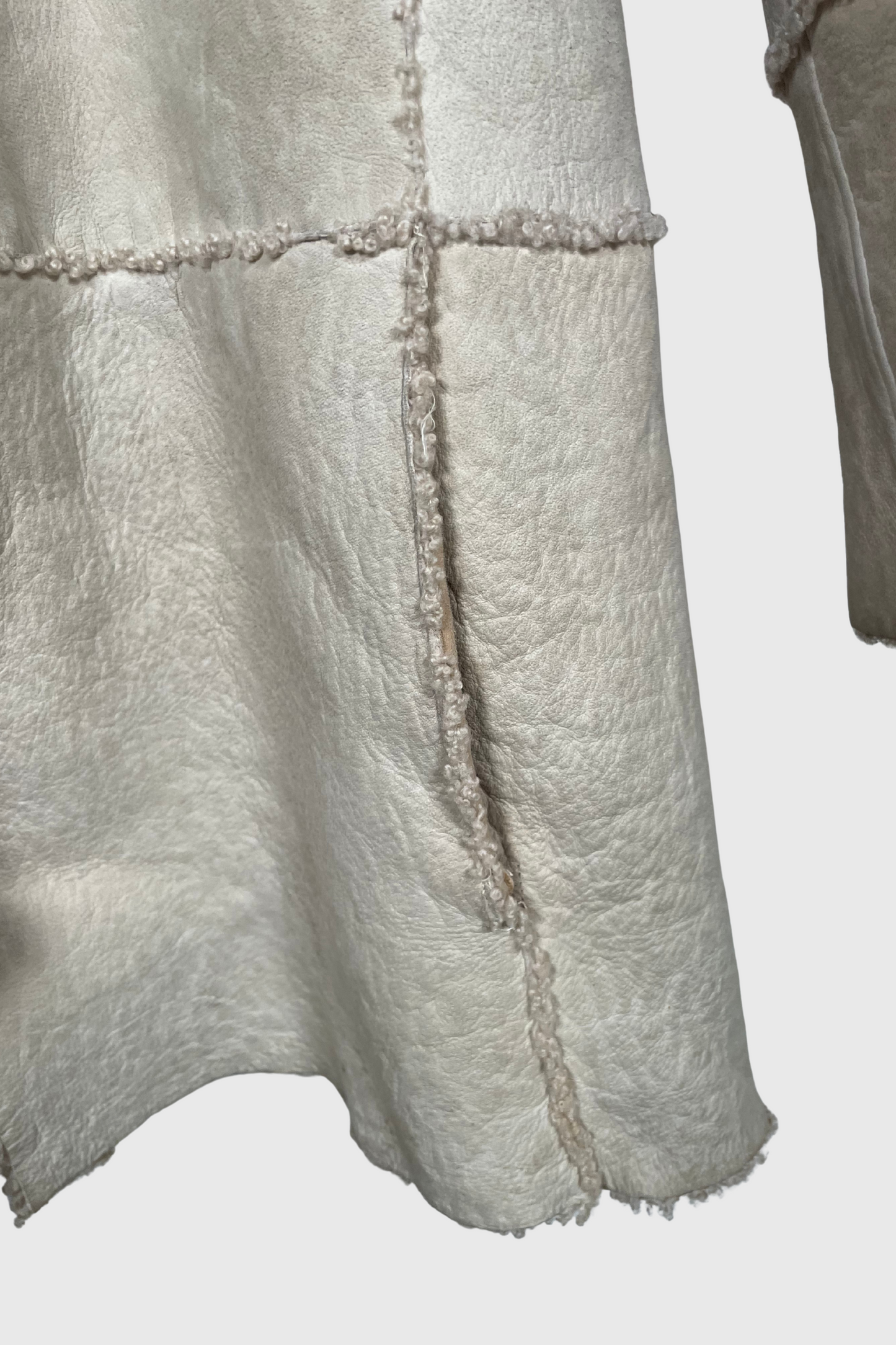 CHANEL Shearling Coat H/W 2000 | 36