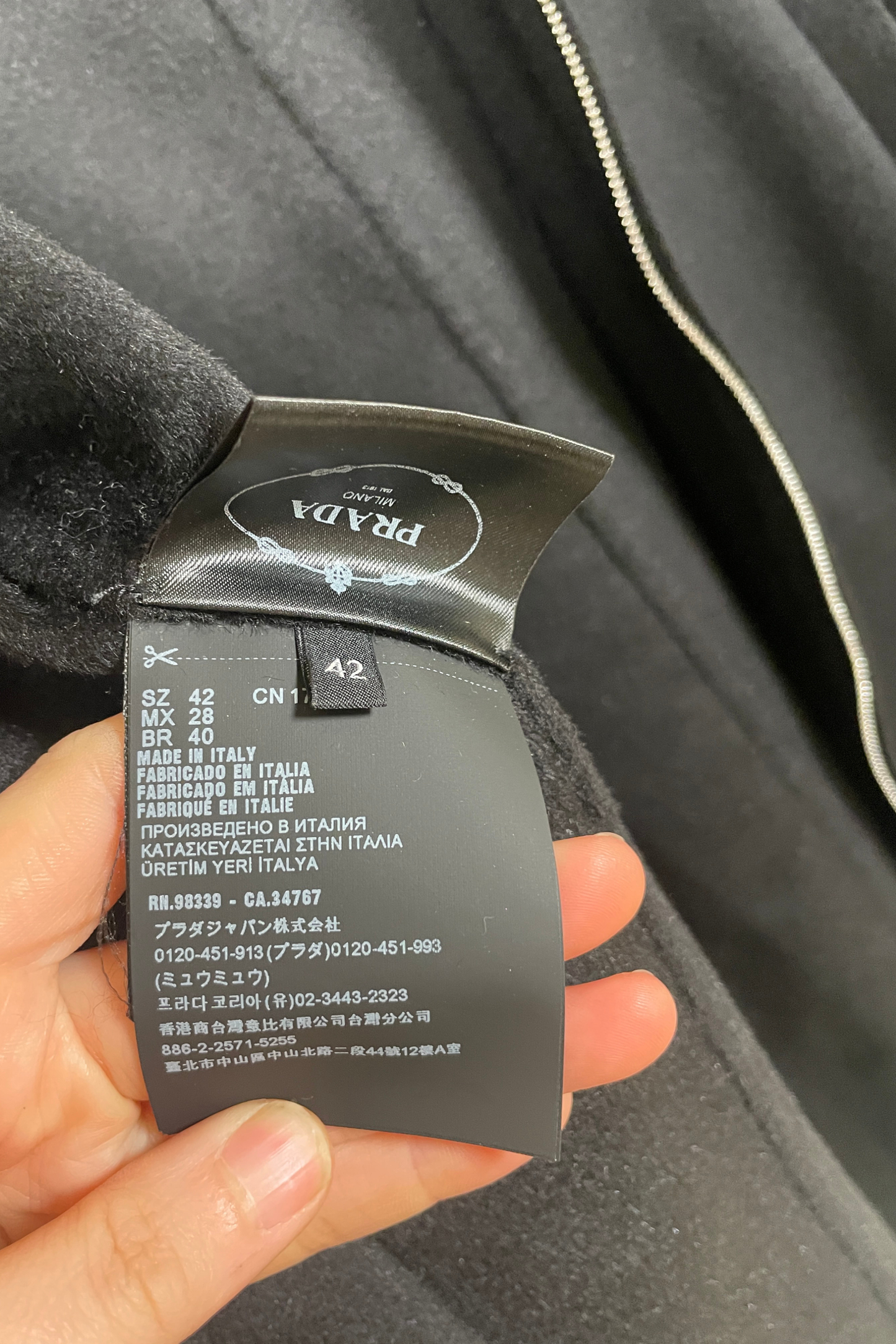 PRADA Mantel mit Kapuze F/W 2020 schwarz | 36