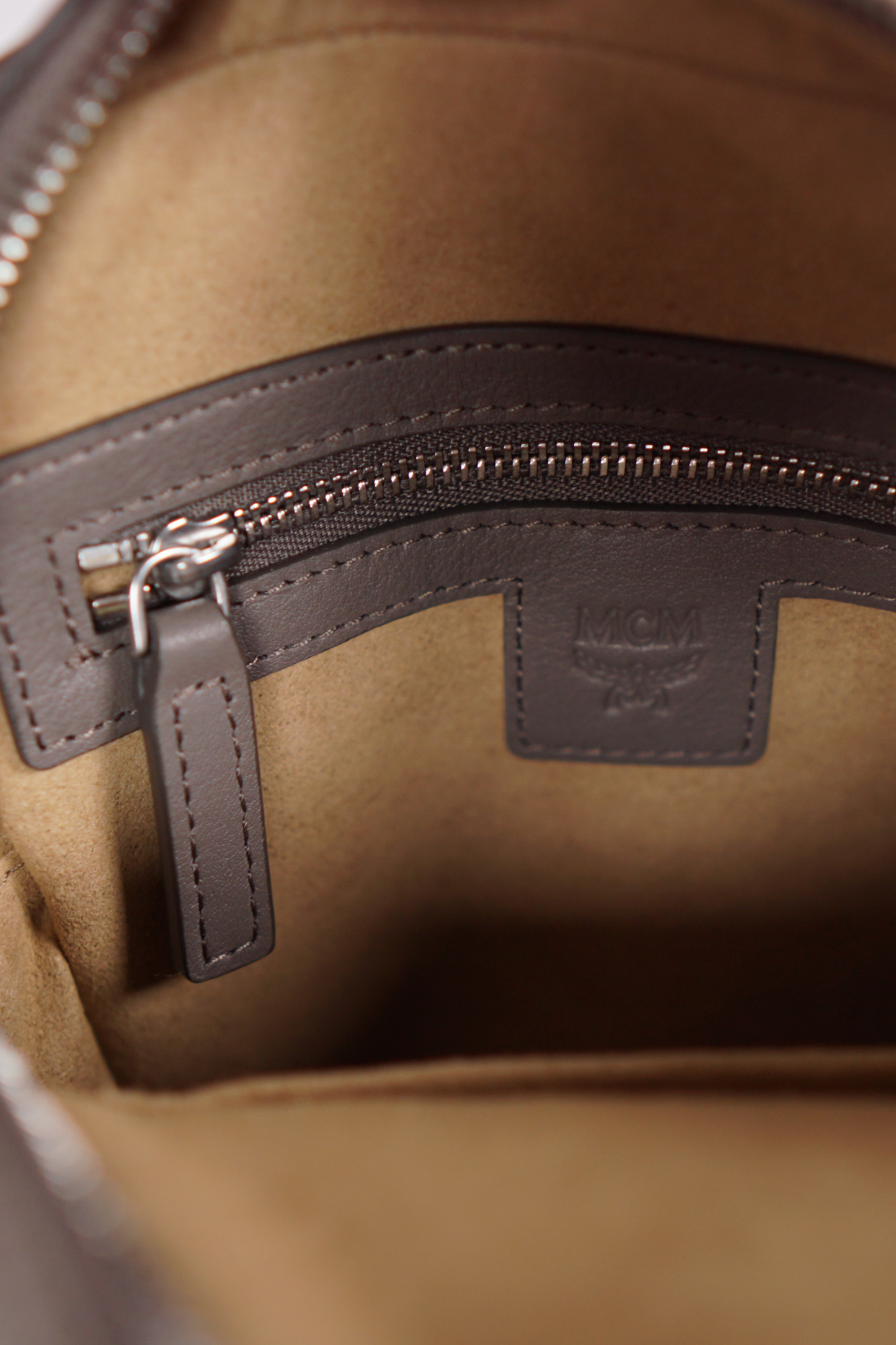 MCM Klassik Umhängetasche morel grey