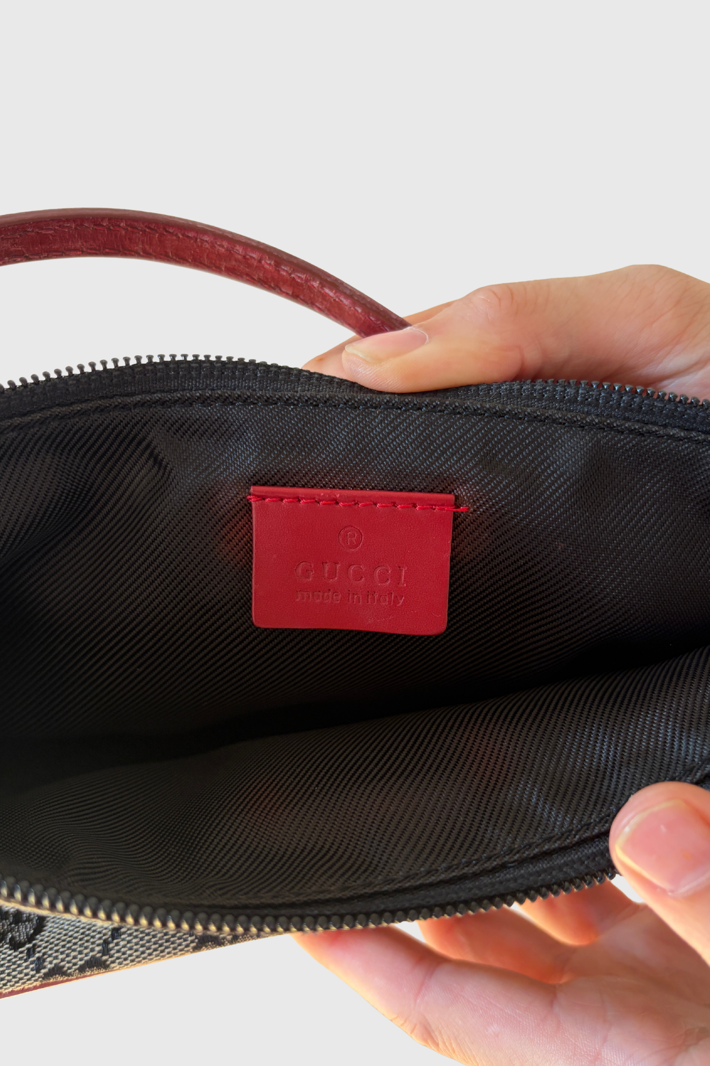 GUCCI GG Canvas Pochette