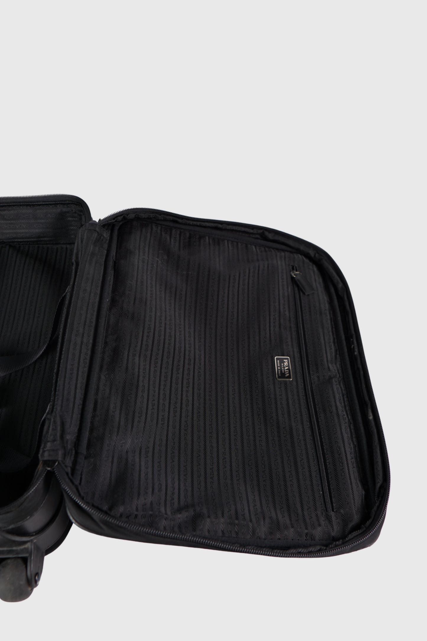 PRADA Nylon Koffer schwarz