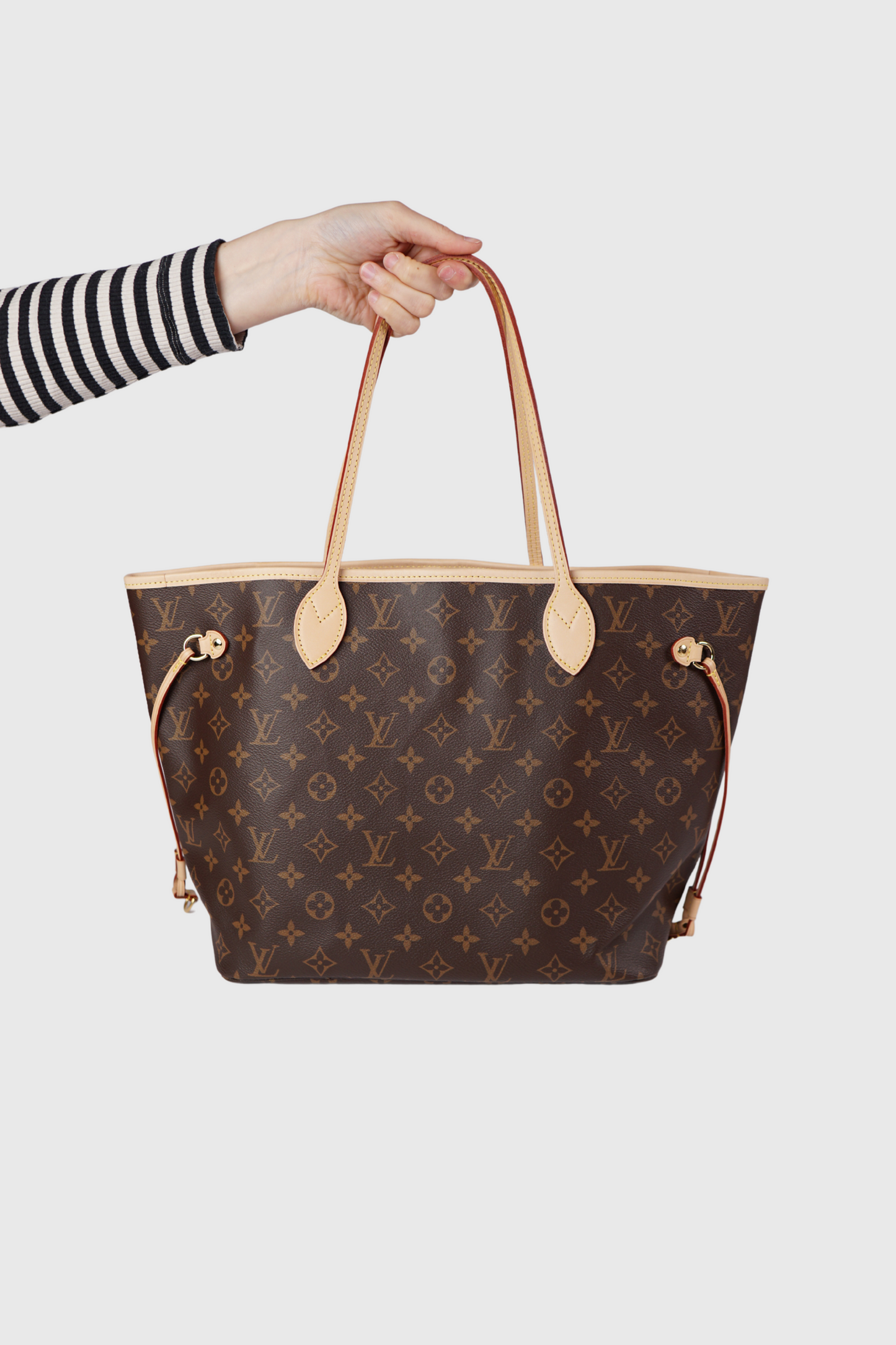 LOUIS VUITTON Neverfull MM Monogram Canvas