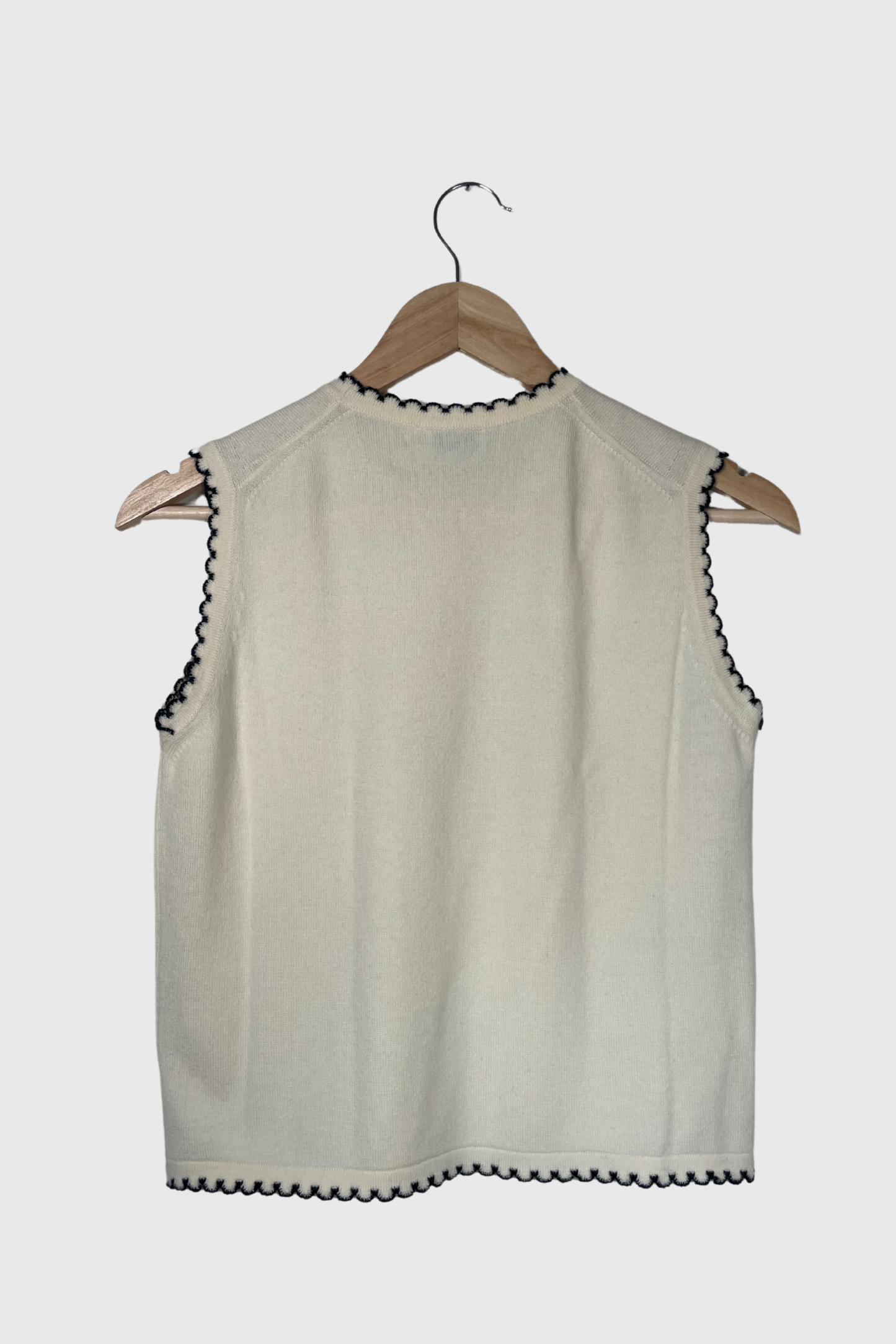 CHANEL Scallop Cashmere Top | 34