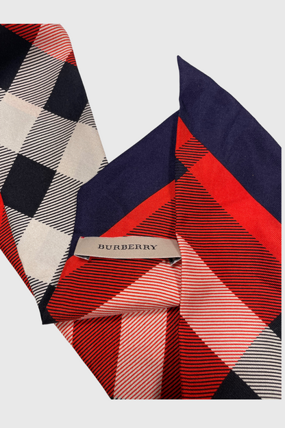 BURBERRY Seidenschal