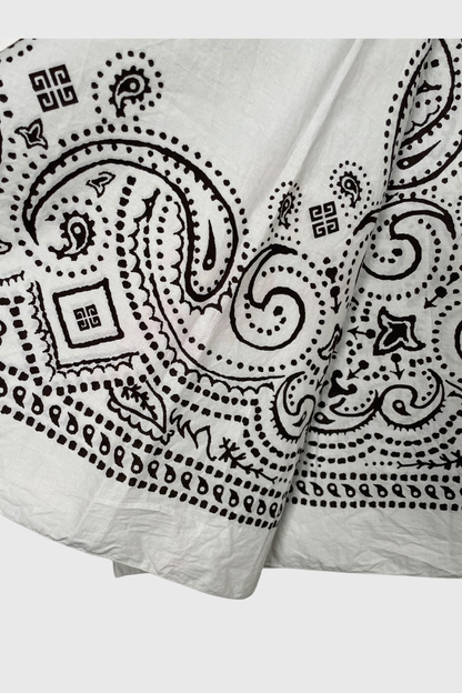 GIVENCHY Paisley Tuch