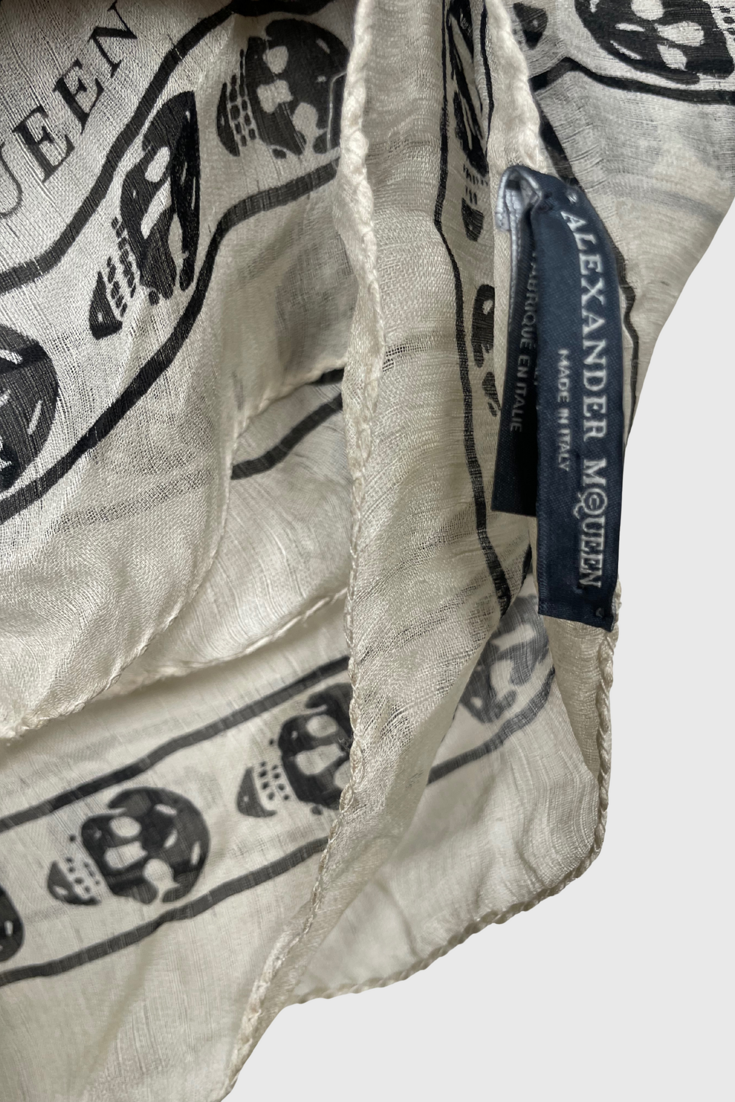 ALEXANDER MCQUEEN Classic Skull Tuch