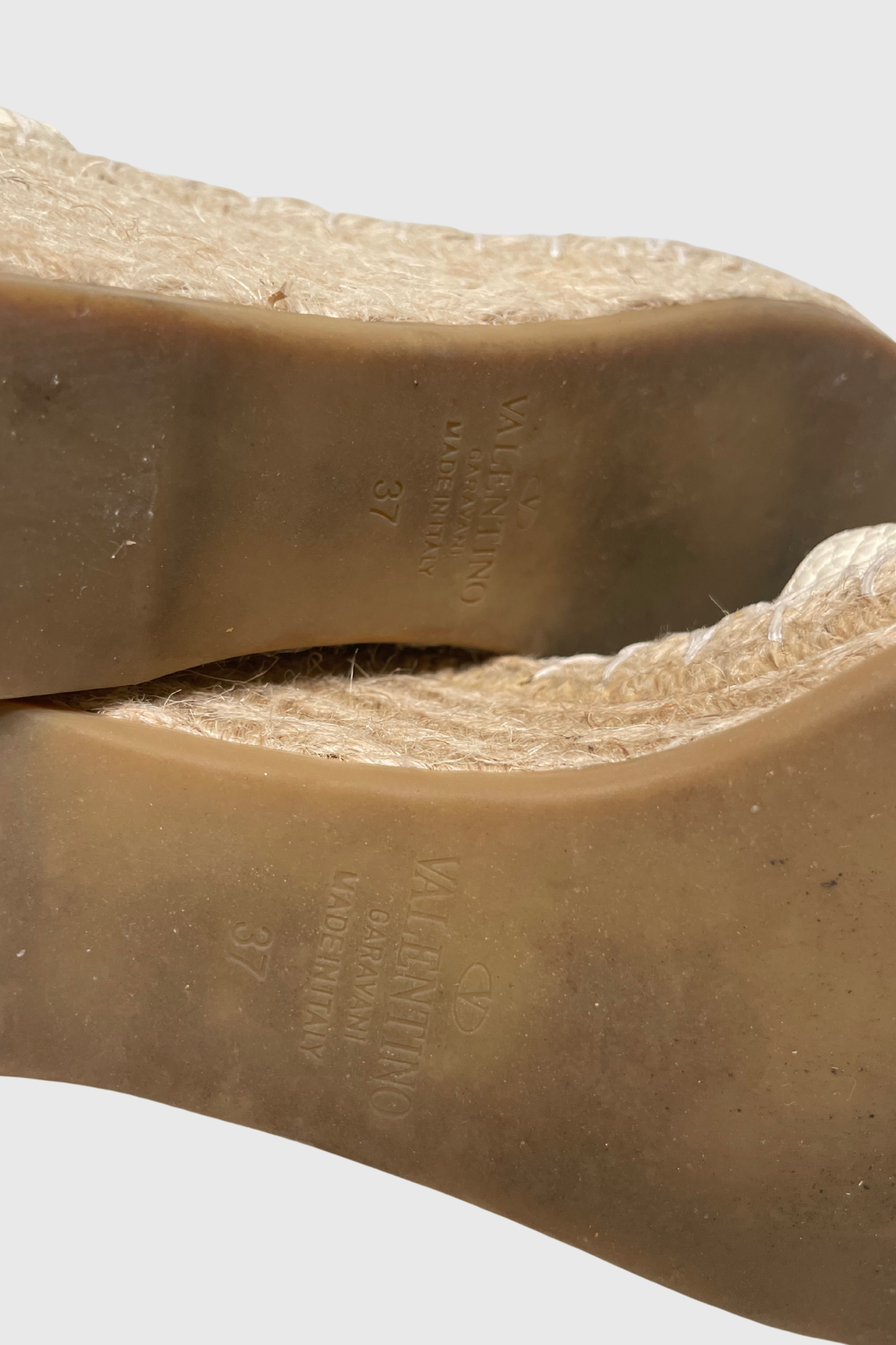 VALENTINO GARAVANI Rockstud Espadrille-Wedges | 37