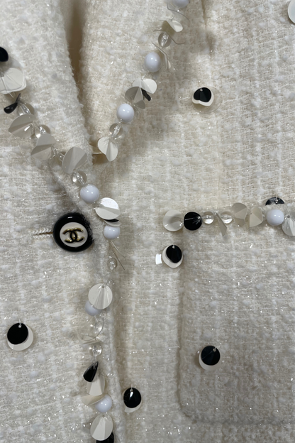 CHANEL Bouclé Blazer Pailletten Spring 1995 | 36