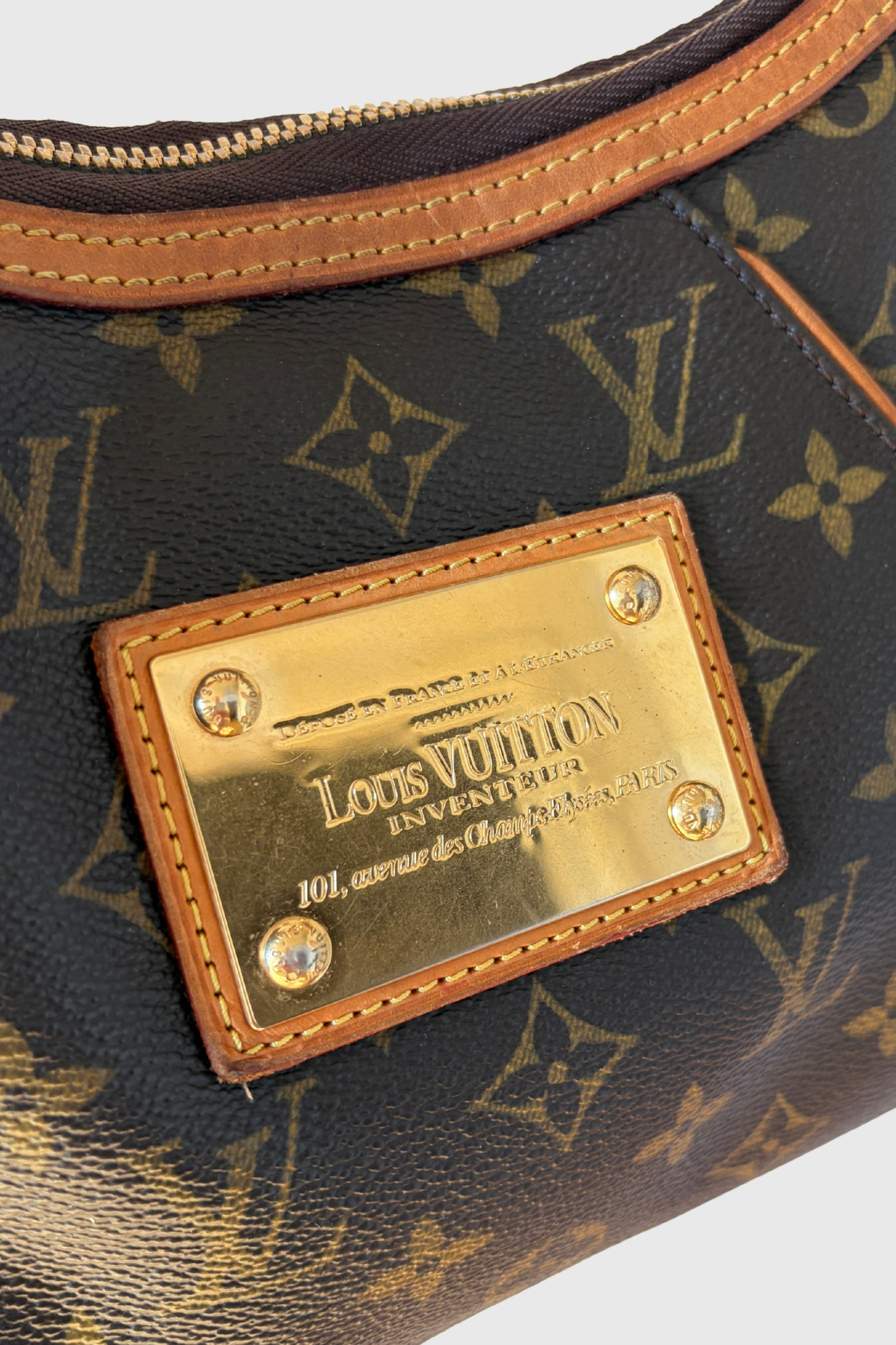 LOUIS VUITTON Thames PM Monogram