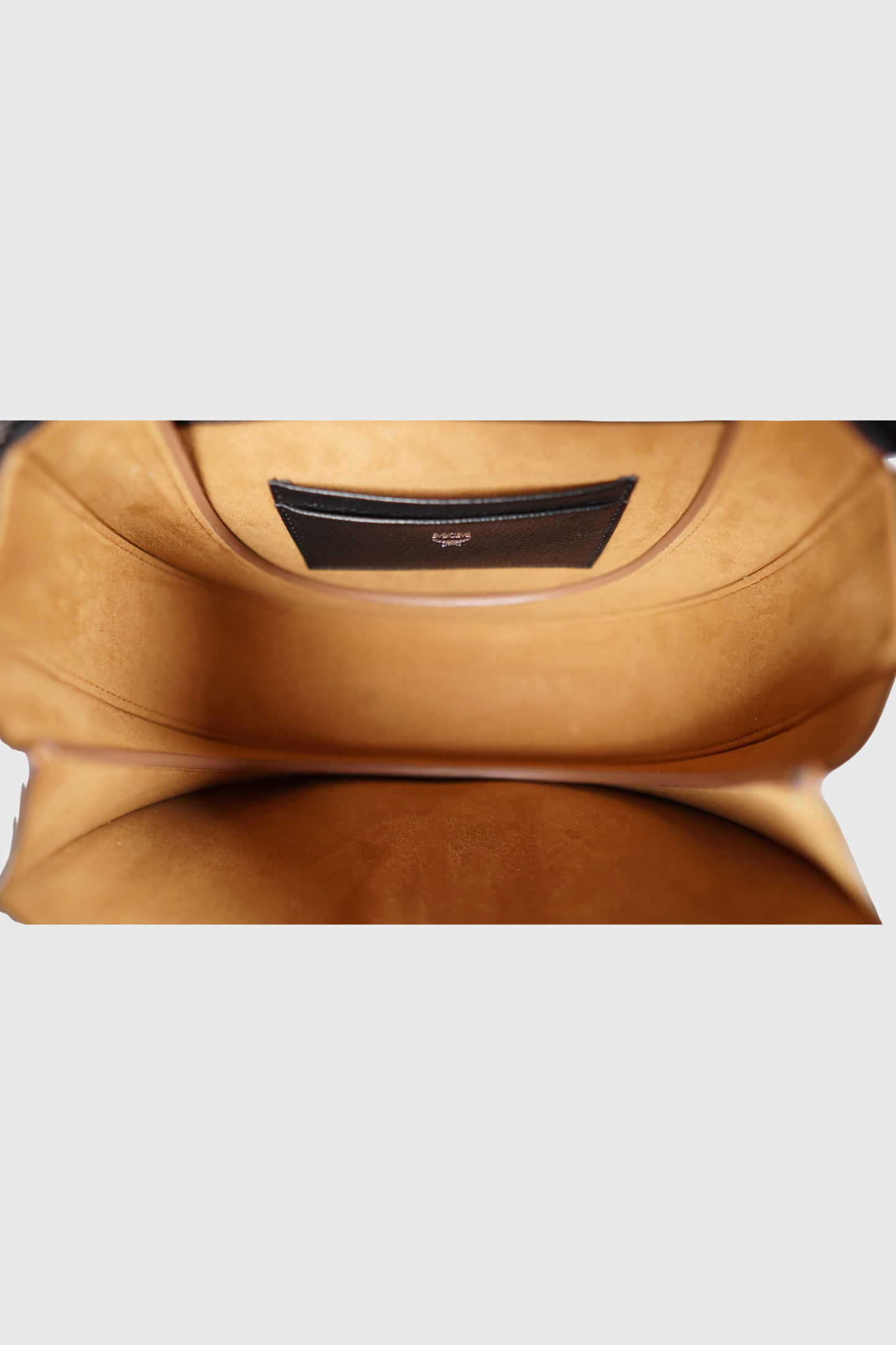 MCM Patricia Saddle Bag schwarz