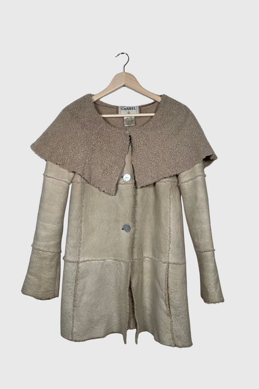 CHANEL Shearling Coat H/W 2000 | 36