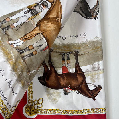 HERMÈS "Le Robes" Seidencarré